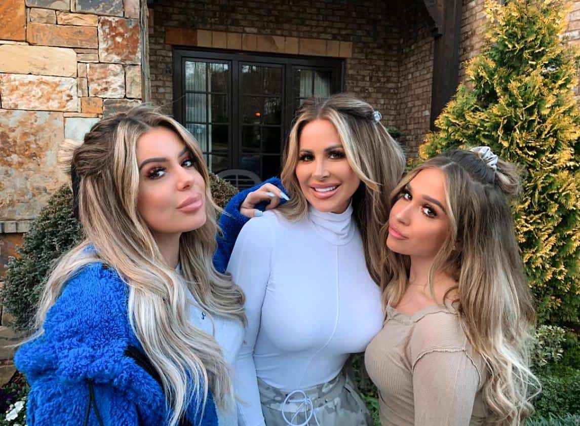 Kim Zolciak’s Daughters Deny Family Mansion Will Be Sold at Auction, as Source Claims Foreclosure Report Is Just a “Misunderstanding”