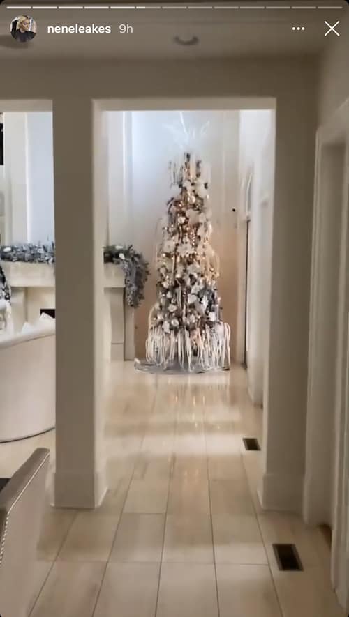 RHOA Nene Leakes Hallway With Christmas Tree