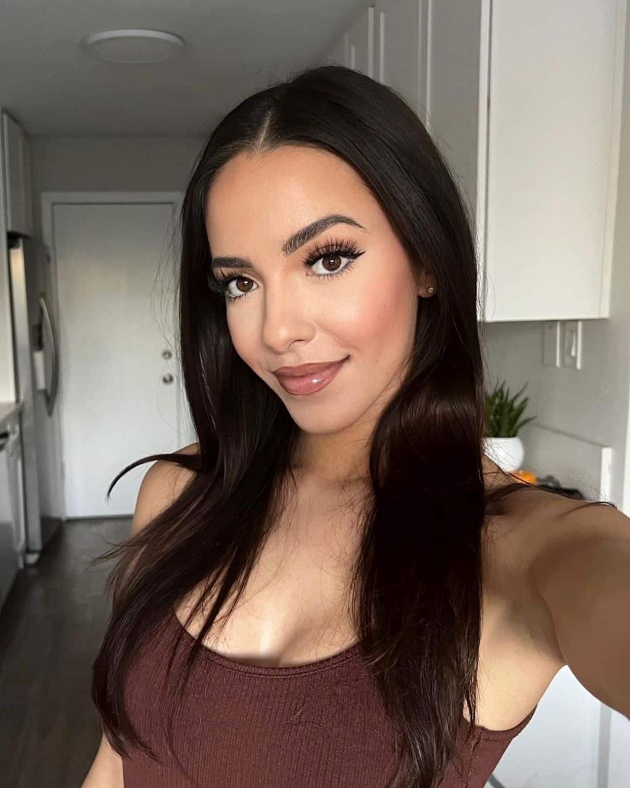 Charli Burnett Says She's the Only Pump Rules Cast Member Working at SUR, Reveals Why She Was Missing From Episodes, and Claps Back at Claims of Being "Immature and Boring"