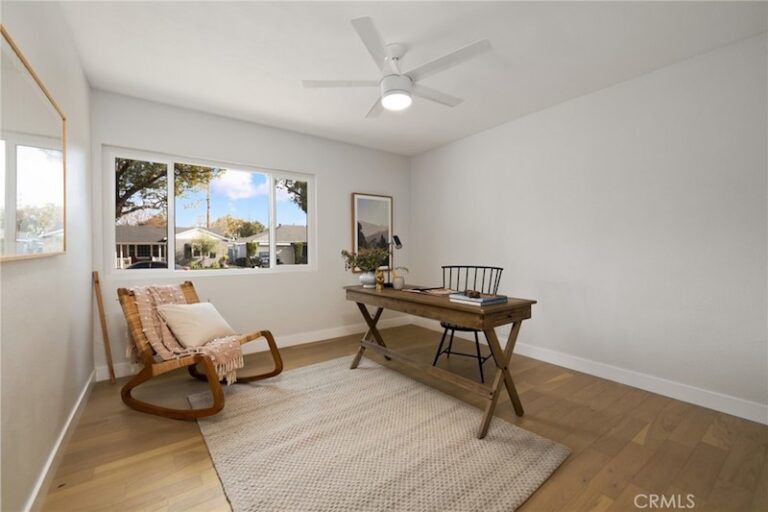 PHOTOS James Kennedy Buys 1.3 Million Home in Burbank CA