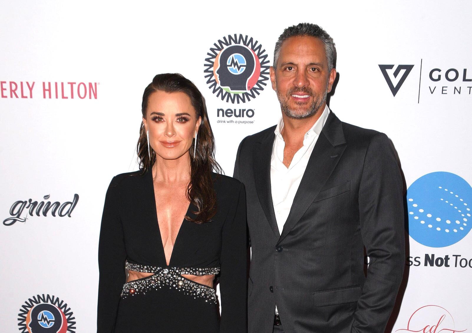 PHOTOS: Mauricio Umansky Removes Wedding Ring After Kyle's Steamy Music Video With Morgan Wade as Insider Shares Why Kyle is "Drawn" to Morgan