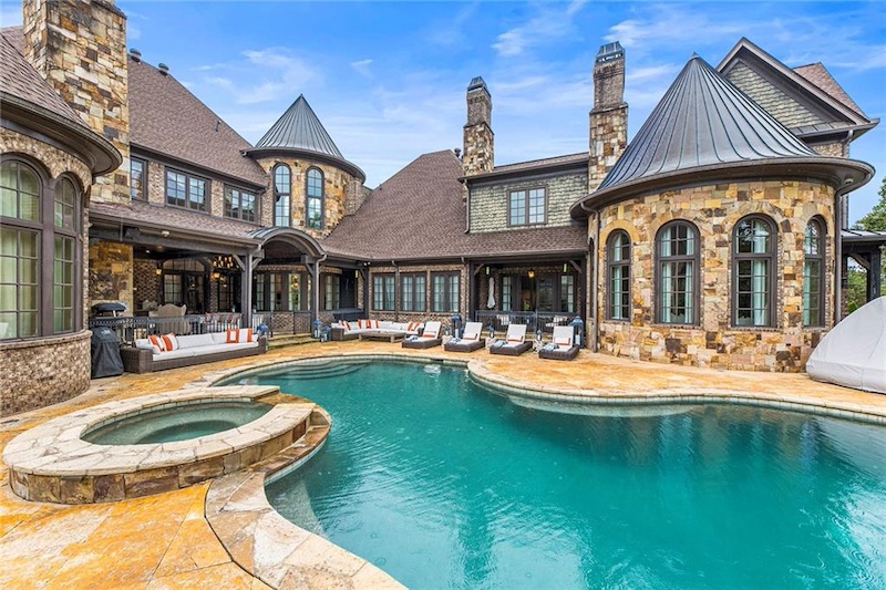 RHOA Kim Zolciak Home Backyard