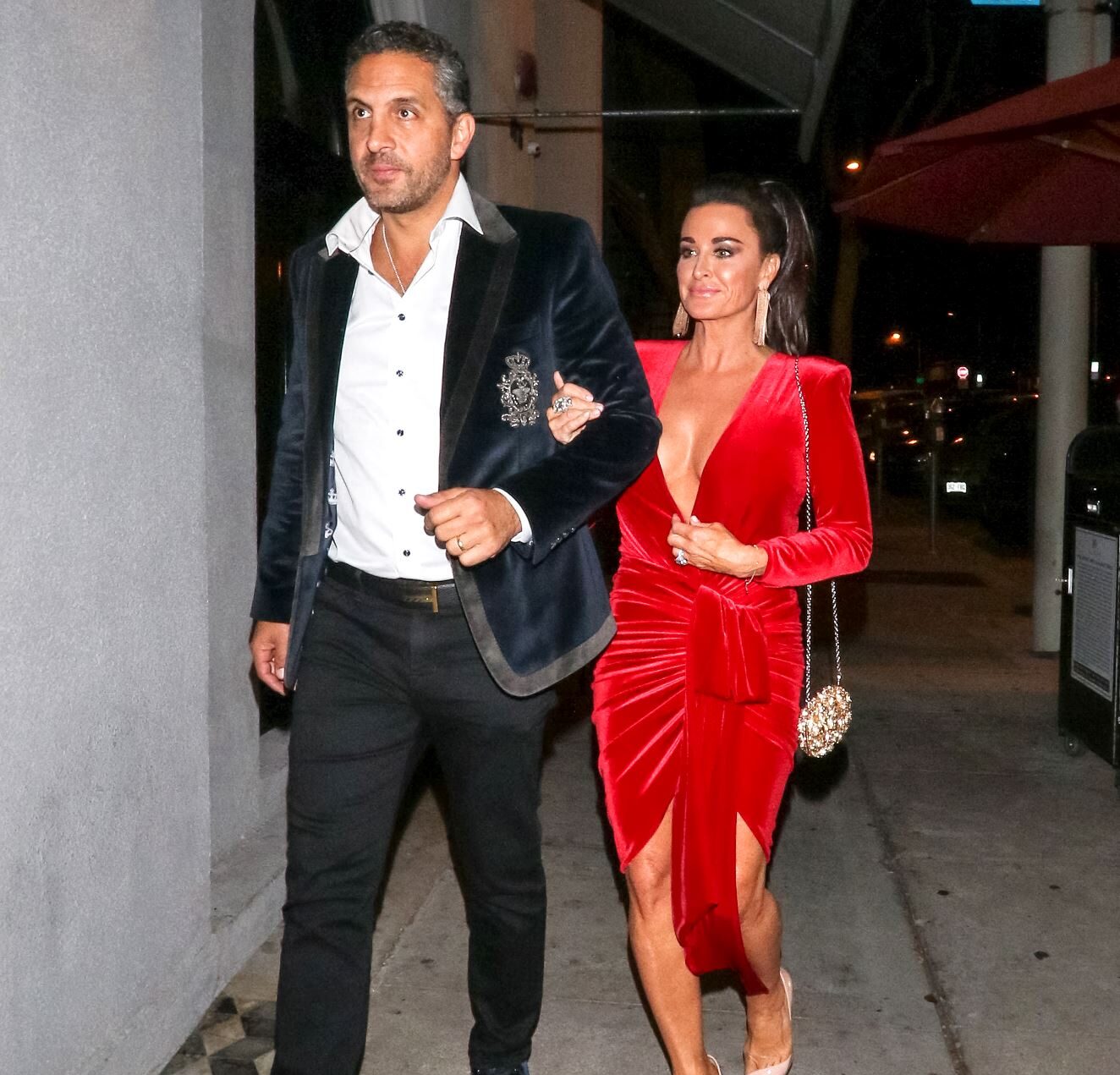 Kyle Richards Shares If She’s Returning to RHOBH, Status With Mauricio & Their Living Situation, Plus Update on Relationship With Kathy Hilton as She Steps Out With Morgan Wade in New Pic