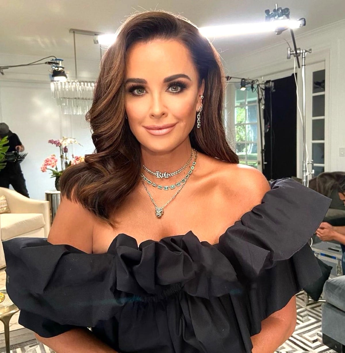 Kyle Richards Discusses Mom's Mistakes, If Daughters Are Like Her and Sisters, & Update With Kathy, Plus Mauricio's Reaction to Split Comments on RHOBH, If They're Still Intimate and How Public Impacted Breakup