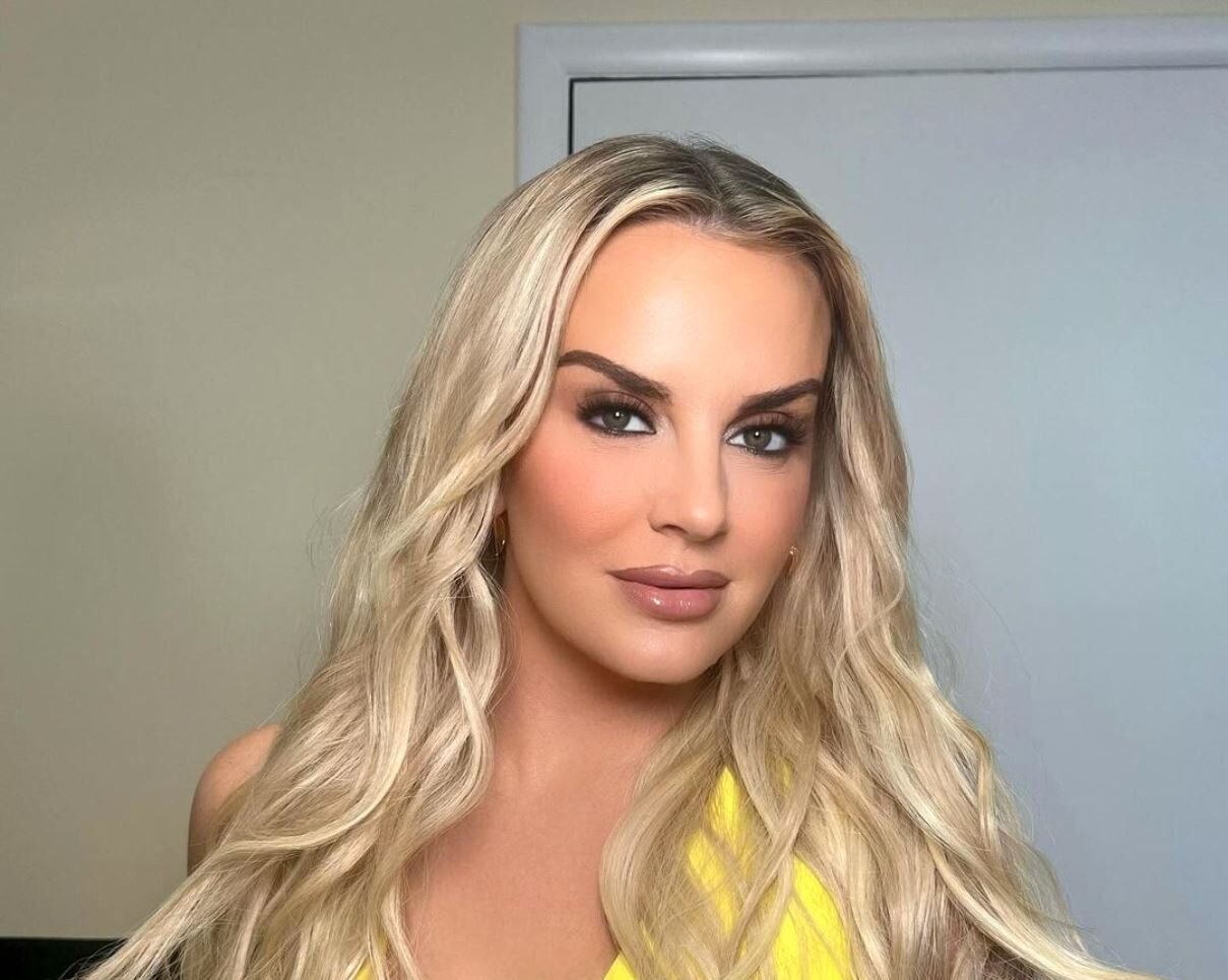 Whitney Rose Accused of Involvement With MLM Biz