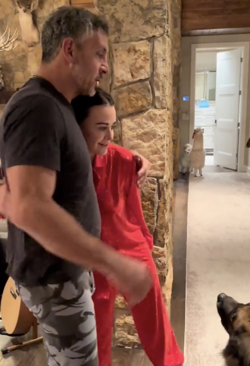 RHOBH Kyle Richards and Mauricio Umansky Hug on Christmas Amid Split