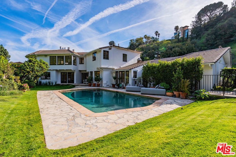 RHOBH Sutton Stracke Backyard