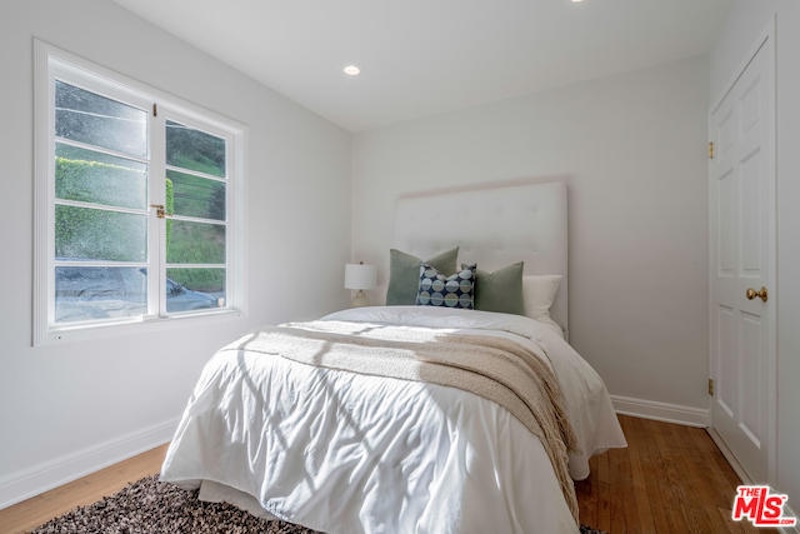 RHOBH Sutton Stracke Main Floor Bedroom