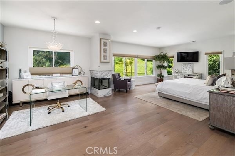 RHOC Alexis Bellino Master Bedroom