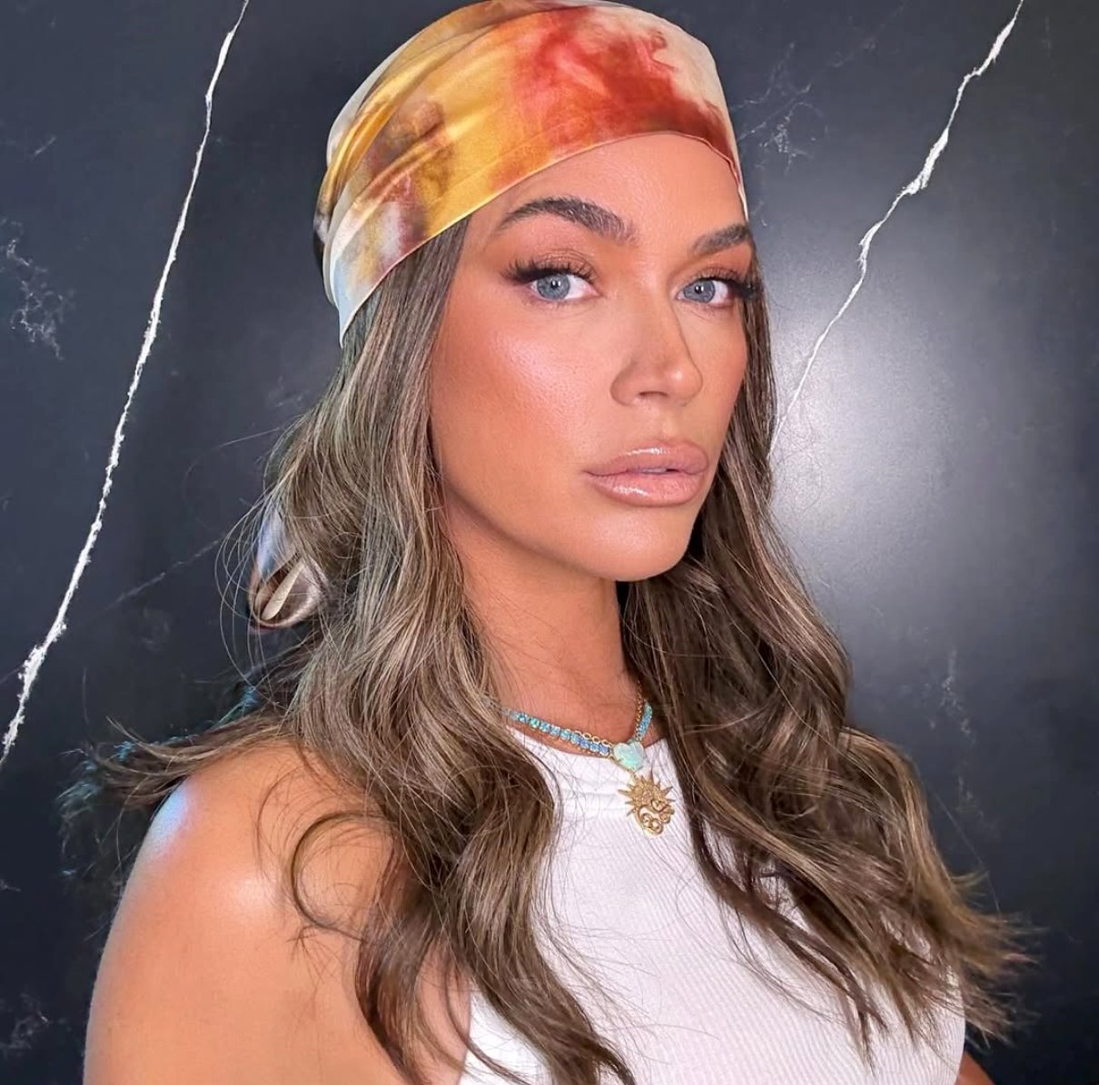 PHOTOS: RHOBH's Teddi Mellencamp Spotted With New Boyfriend Amid Cancer Battle, See Their PDA Pics as an Insider Claims She's "Happy"