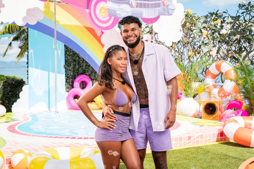 VIDEO: Love Island USA Winners Amaya Espinal & Bryan Arenales Spark Breakup Rumors as He's Seen With Another Woman at Club