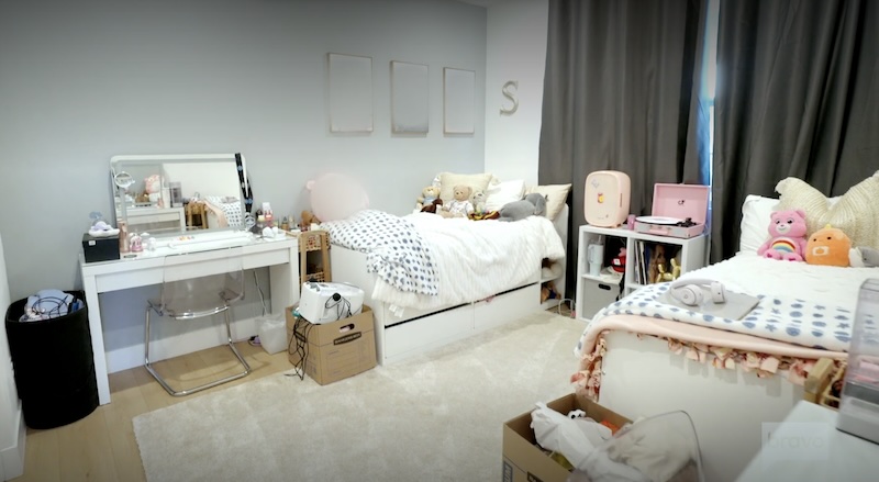 RHOC Gina Kirschenheiter Daughters' Room