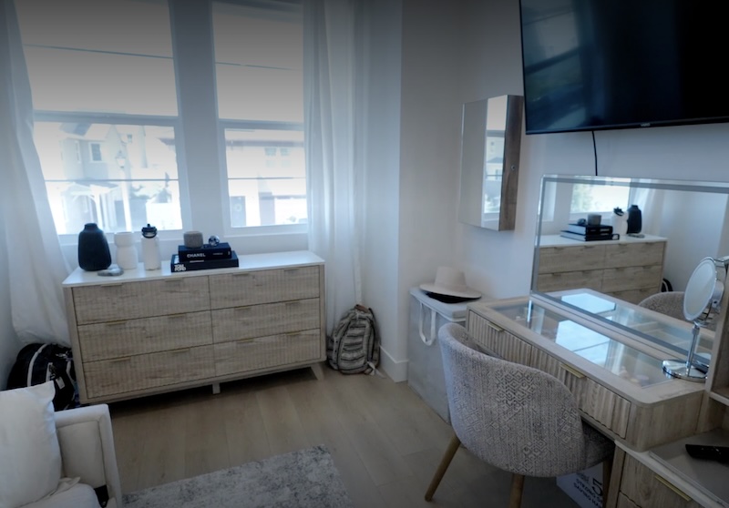 RHOC Gina Kirschenheiter Daughter Room