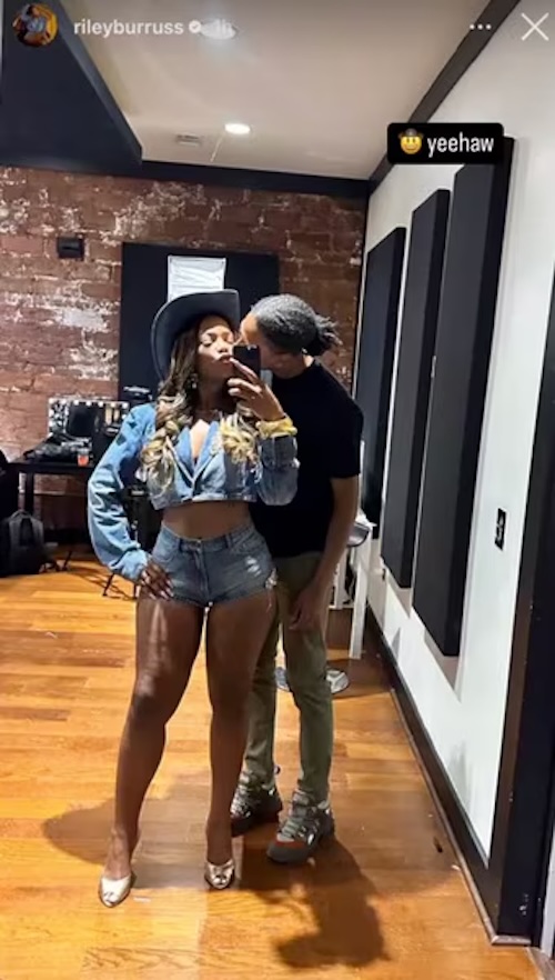 Next Gen NYC Riley Burruss and Boyfriend in Selfie