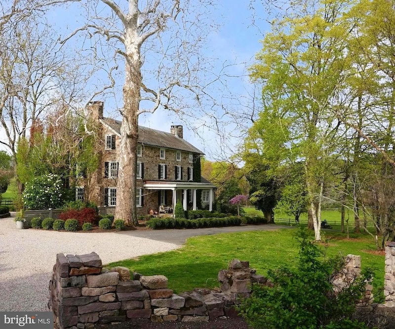 RHOBH Yolanda Hadid Farm House copy