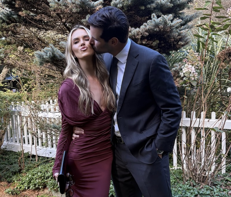 Southern Charm Olivia Flowers Gets Kiss From Ex Fiance Alex Williams Before Calling Off Wedding