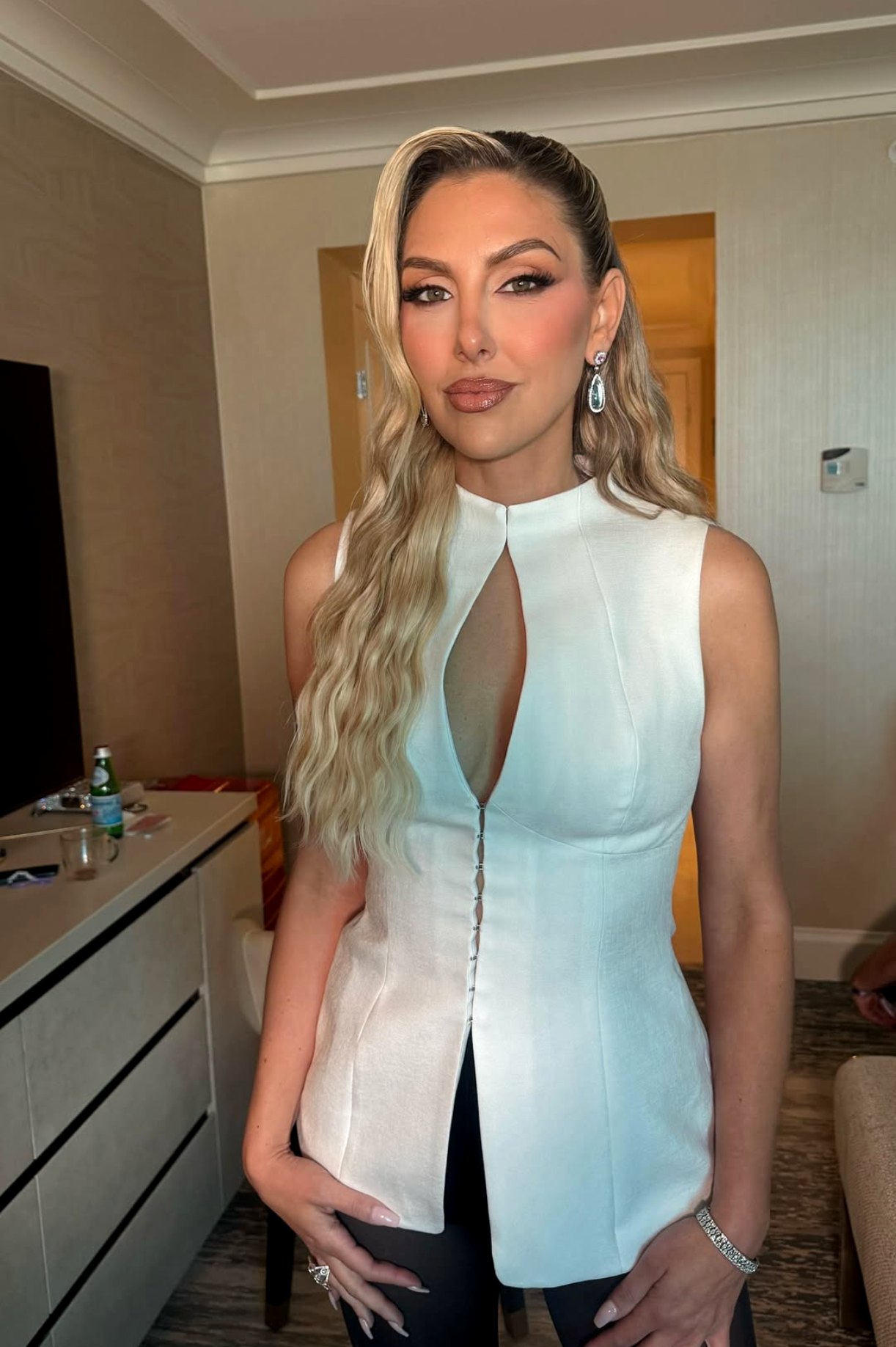 PHOTO: RHOC's Gina Kirschenheiter Sparks Ozempic Rumors After Showing Slimmer Look at BravoCon as Fans Beg Her Not to Lose Any More Weight