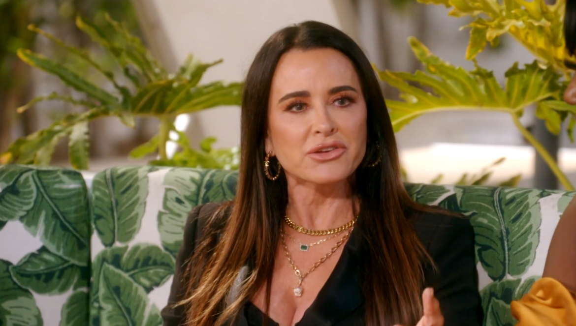 RHOBH Recap: Kyle Says Gender Does Not Matter as She Hints at Sexuality at Boz’s Speed Dating Event; Dorit Learns PK is Not Financially Supporting the Family and Amanda Opens Up About Her Relationship With Fiancé