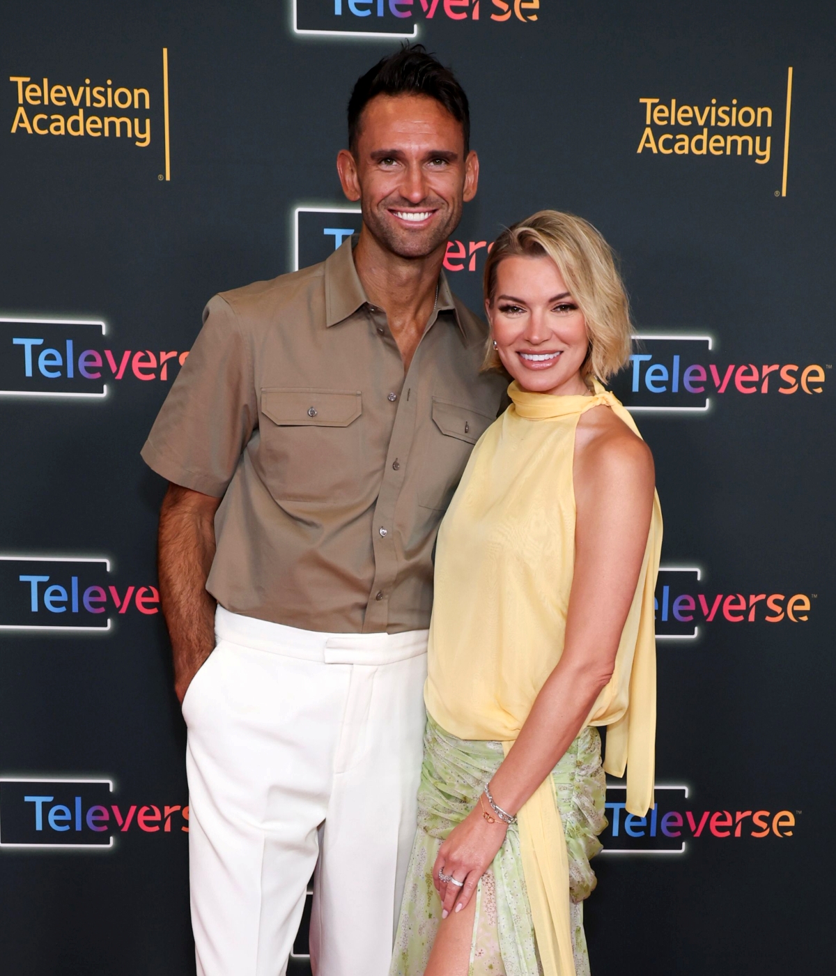 Lindsay Hubbard Posts Photo of Herself with Carl Radke in Bed Together as She Hints Cryptically at Getting a “Hotel Room for 3 Hours,” Plus Costars Address Summer House Surveillance, and Why They Reconciled Their Friendship