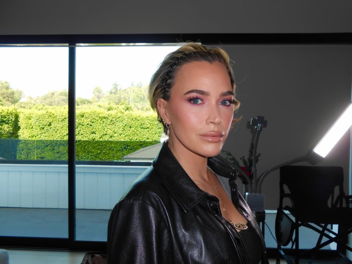 PHOTO: Teddi Mellencamp Debuts New “Valley Guy” Boyfriend at Dad John Mellencamp’s Concert as Fans React