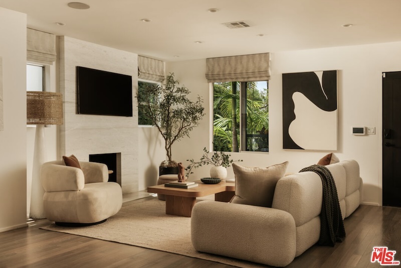 Summer House Jesse Solomon LA House Living Room