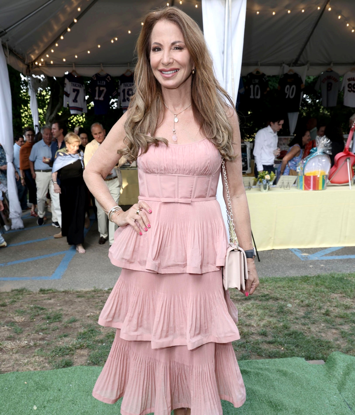 Fans Slam Jill Zarin Over Video of Her Complaining About Restaurant After Apparently Reading a Sign Wrong